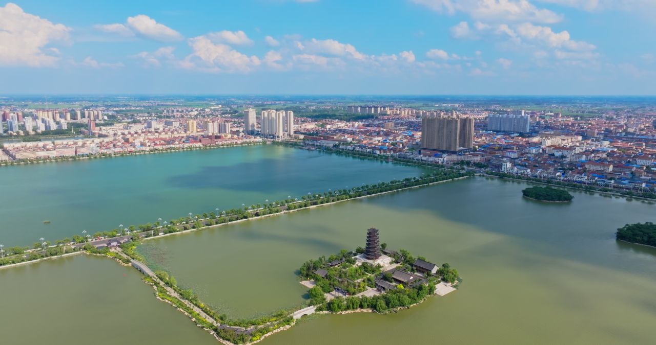 河南睢县中原水城蓝天白云北湖公园风光航拍 16