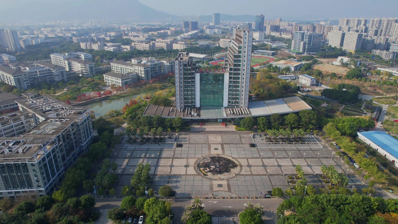 航拍福建江夏学院景观 5