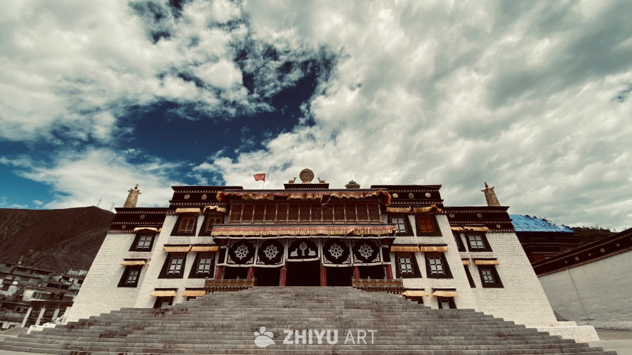 藏式寺庙的庄严之美