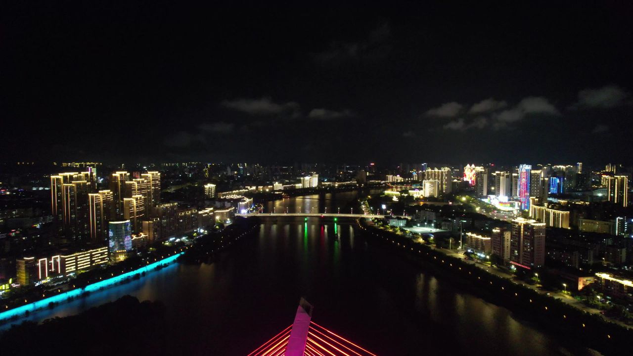 江西赣州飞龙大桥夜景灯光航拍