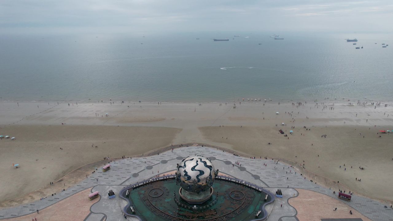 大海海洋沙滩广西北海银滩航拍 