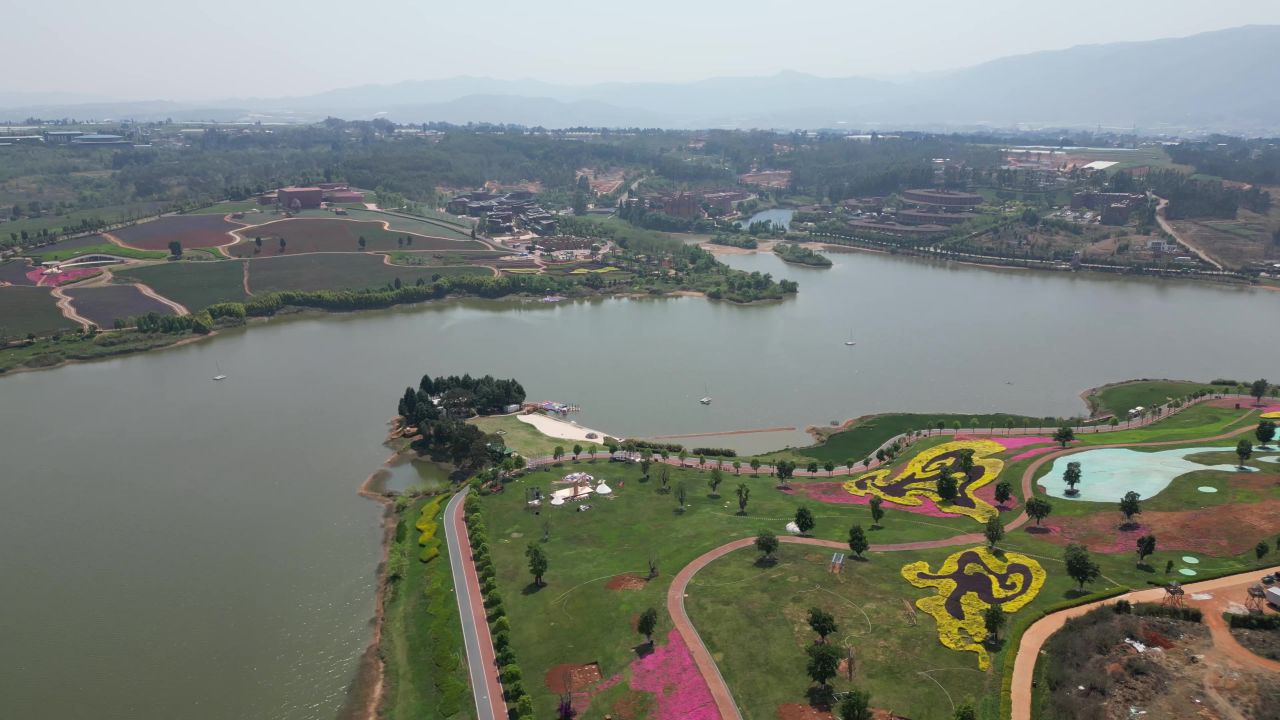 云南弥勒东方韵景区航拍 