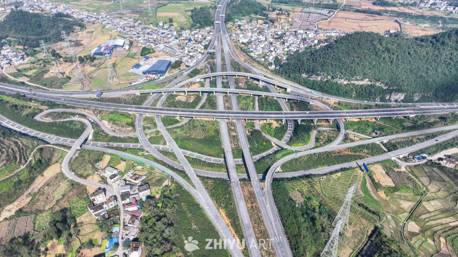 航拍贵州高速公路立体互通枢纽 3