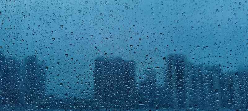 下雨的清晨