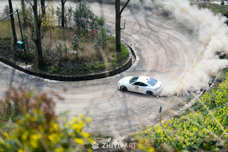 公路汽车 8