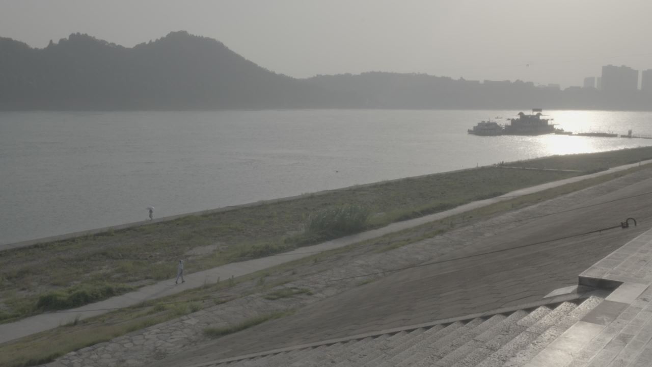 宜昌江边 24