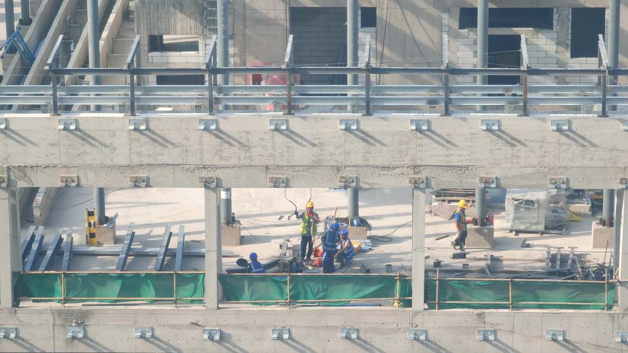 繁忙的建筑工地