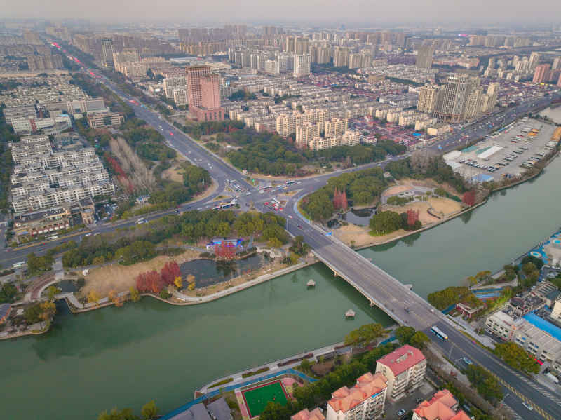 航拍昆山城市冬日日落风光建筑大景 19