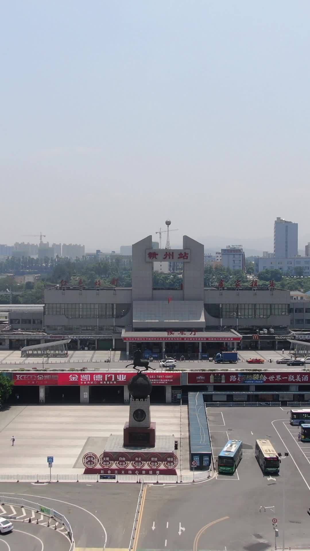赣州火车站全景