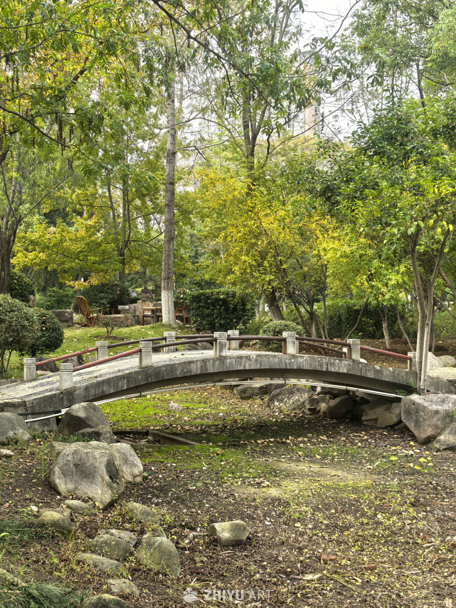 期许一场花开的绚烂，静赏一场花落的淡然！