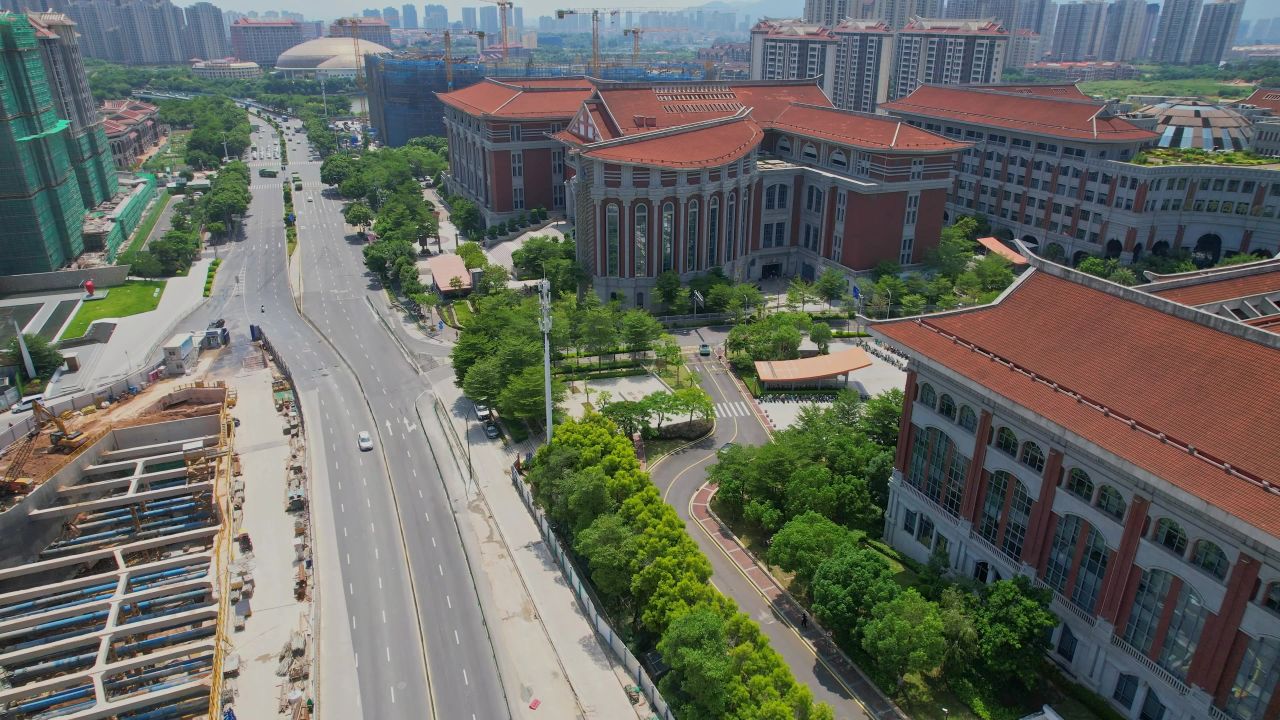 航拍厦门诚毅科技探索中心