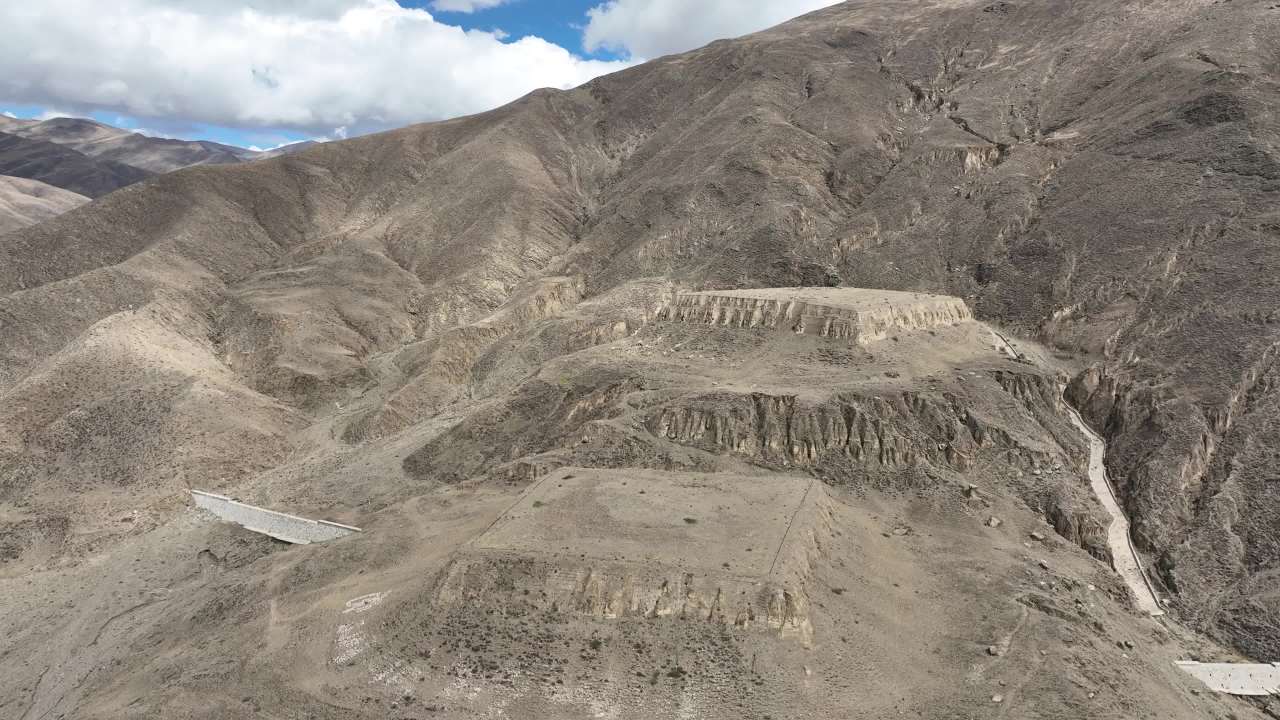 藏王墓群