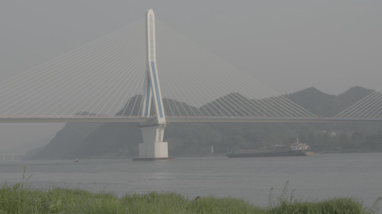 宜昌江边 53
