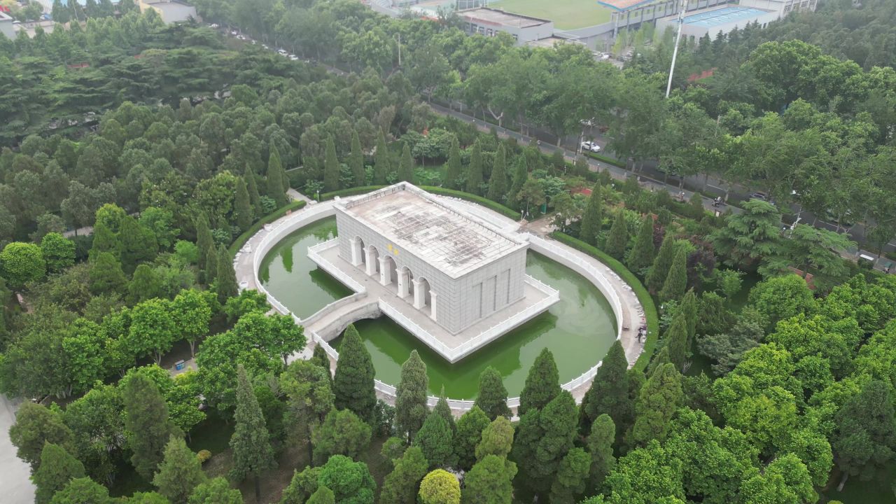 河北邯郸烈士公园