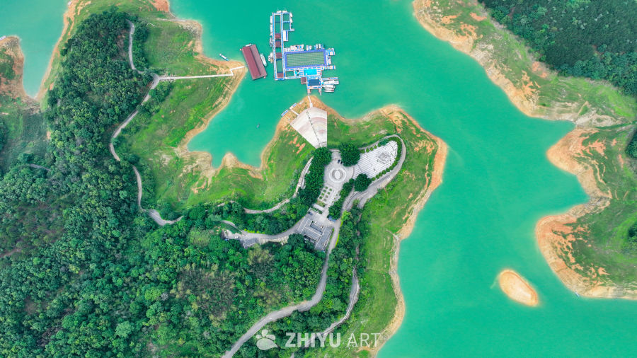夏日贵州万峰湖 1