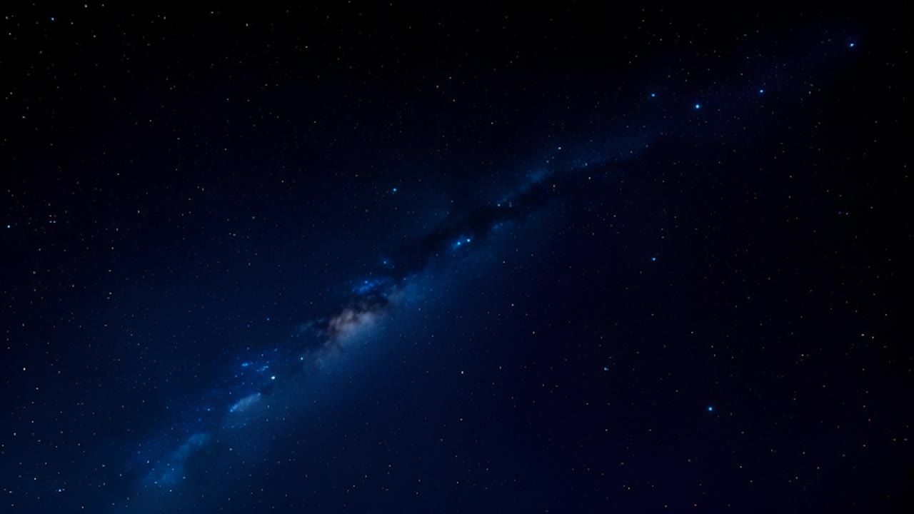 夜空中闪烁着黄色的星星。广角静态镜头捕捉到一个宁静