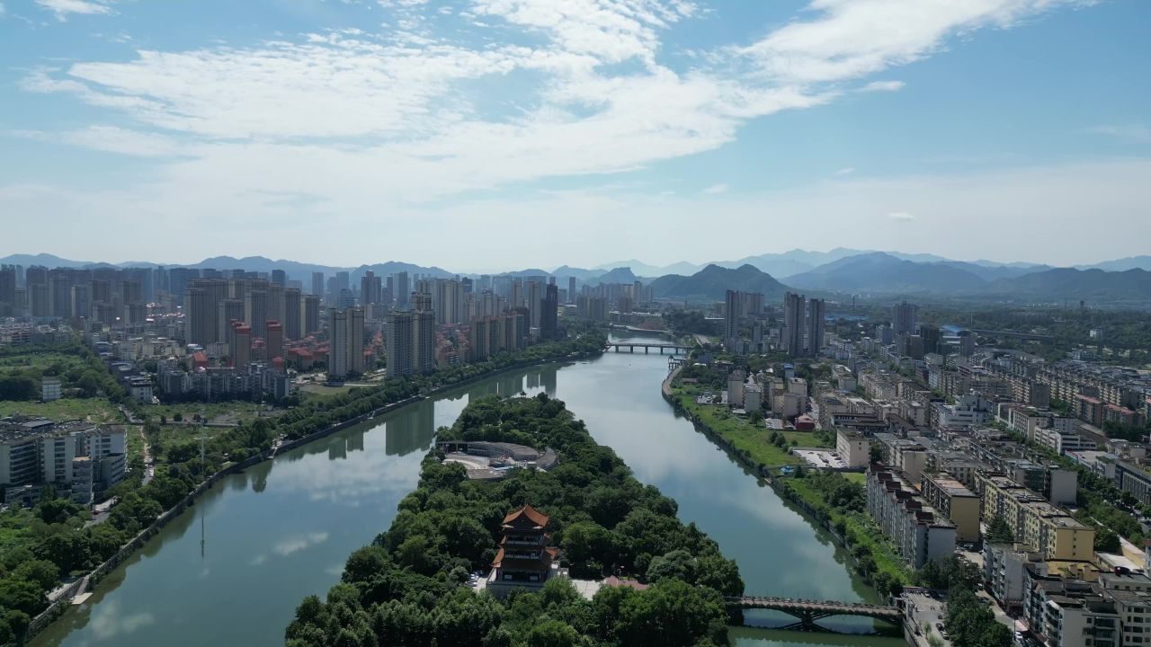 航拍江西宜春状元洲公园