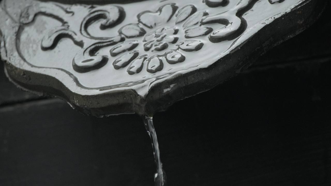 阴天下雨水滴雨滴天气 12