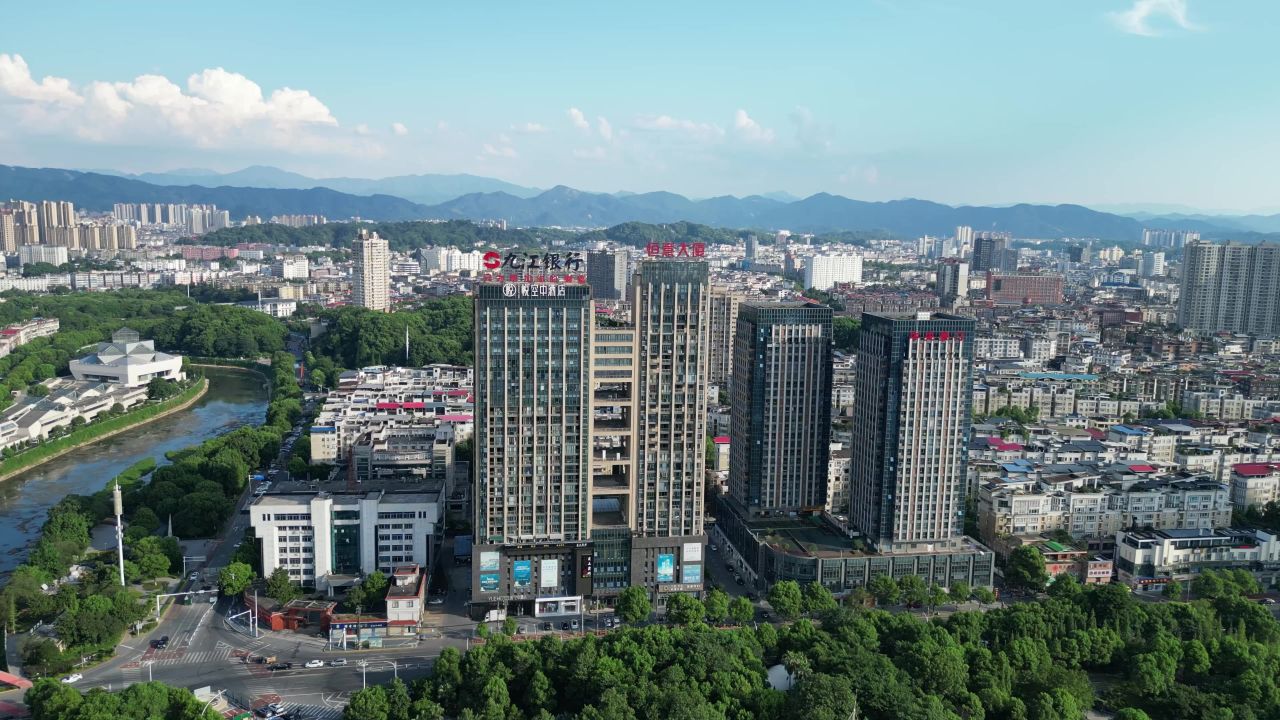  航拍江西萍乡城市天际线萍乡大景