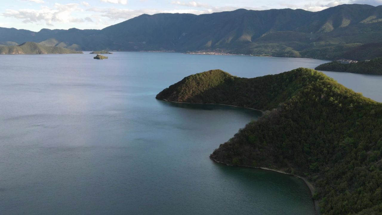 泸沽湖航拍 9