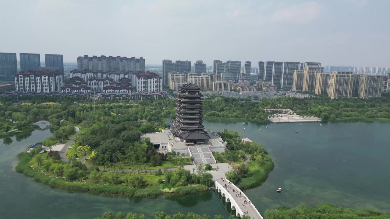  航拍山东淄博齐盛湖公园海岱楼 