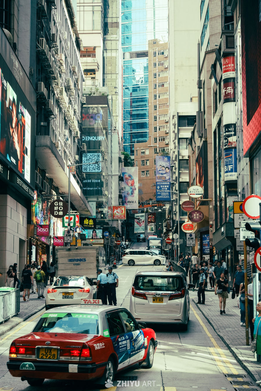 香港街头繁忙景象