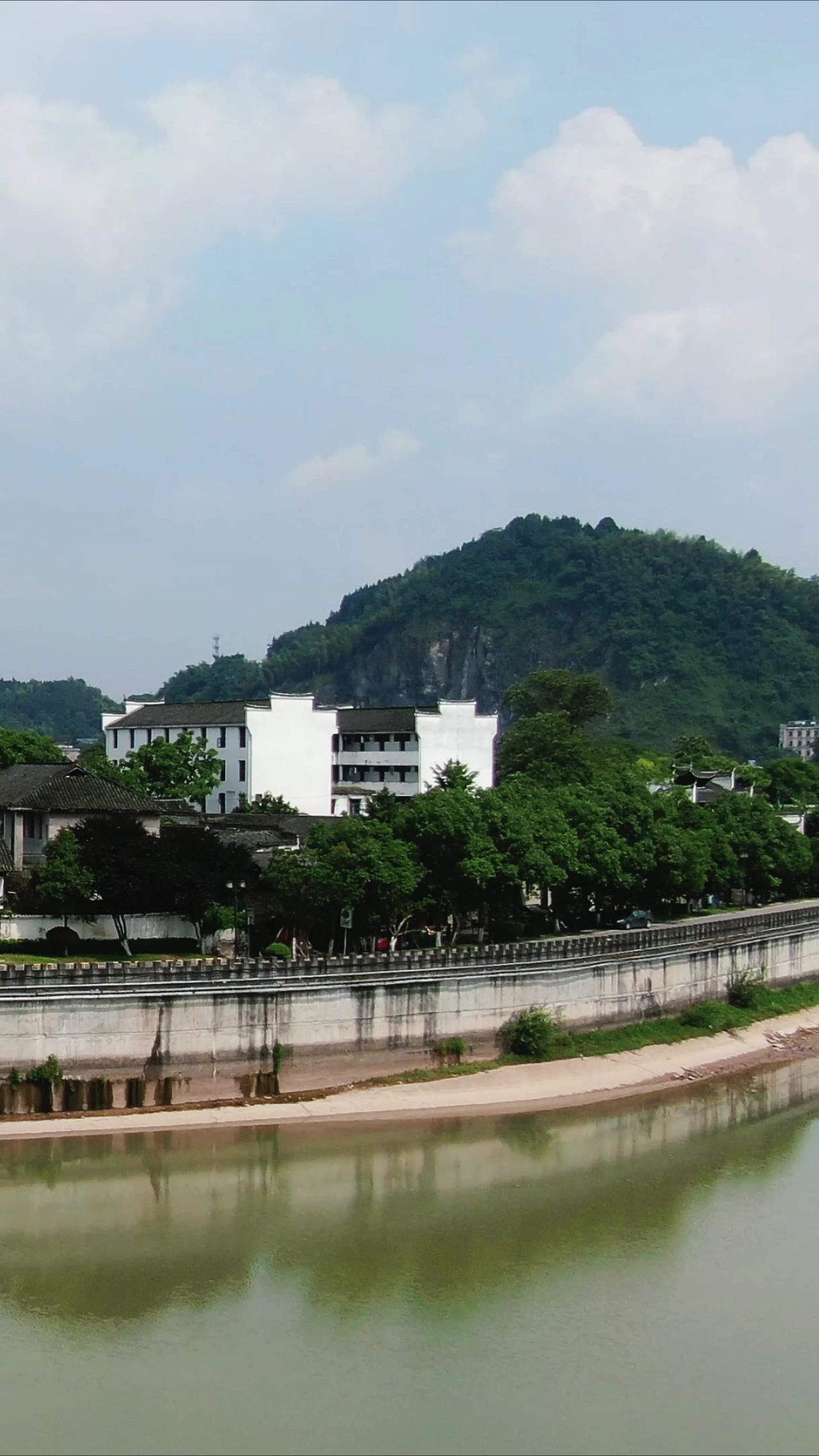 航拍湖南洪江黔阳古城4A景区竖屏