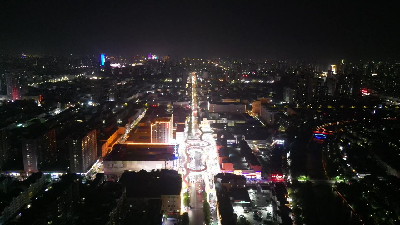 航拍山东聊城利民路铁塔天桥夜景