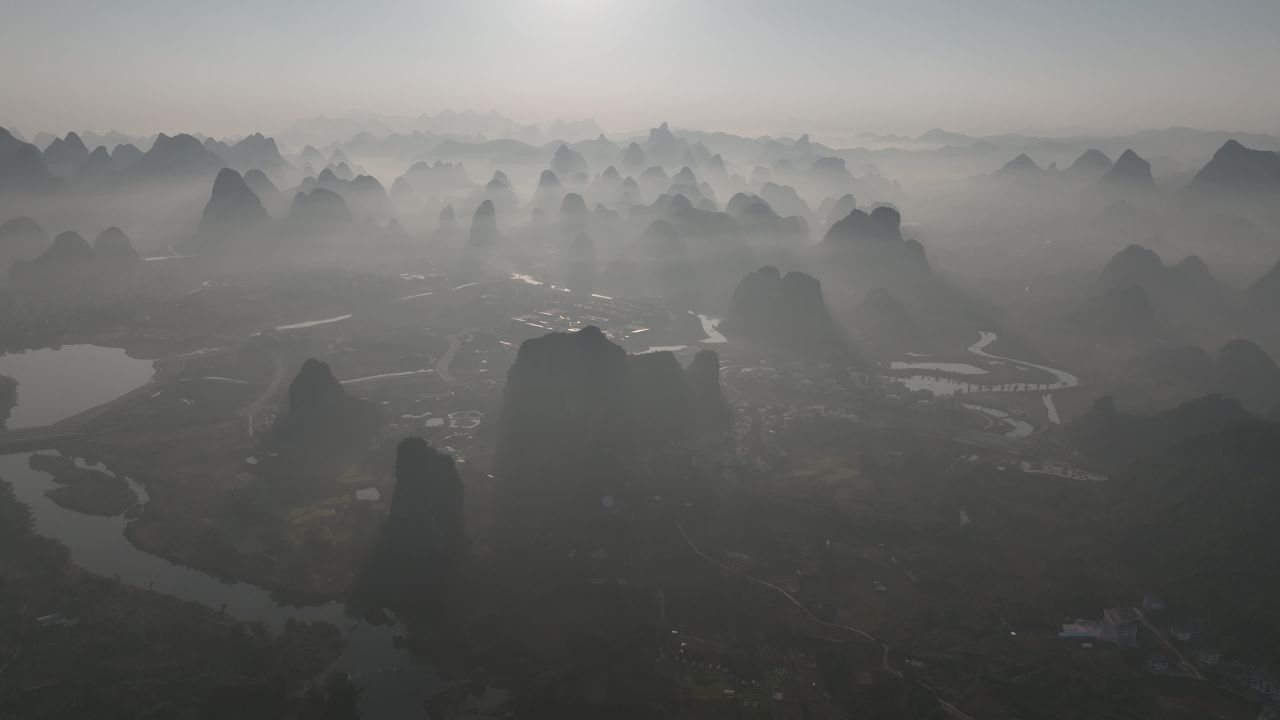 航拍桂林阳朔山水风光