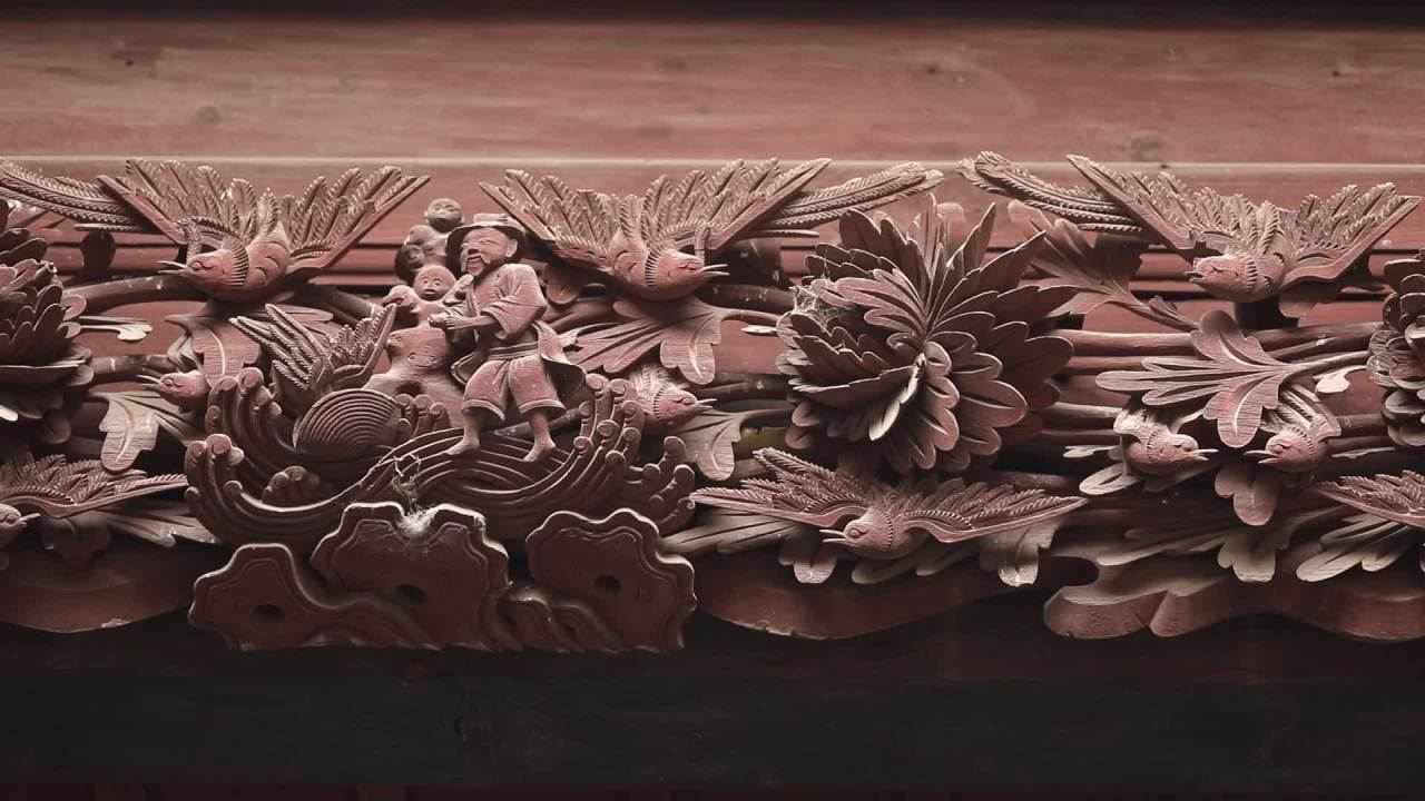 老房子木雕门框