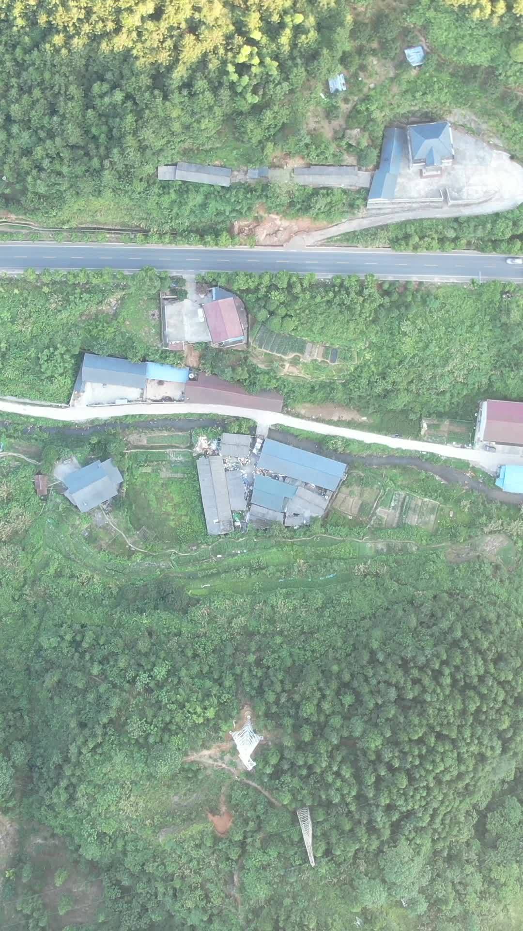 山间小村航拍