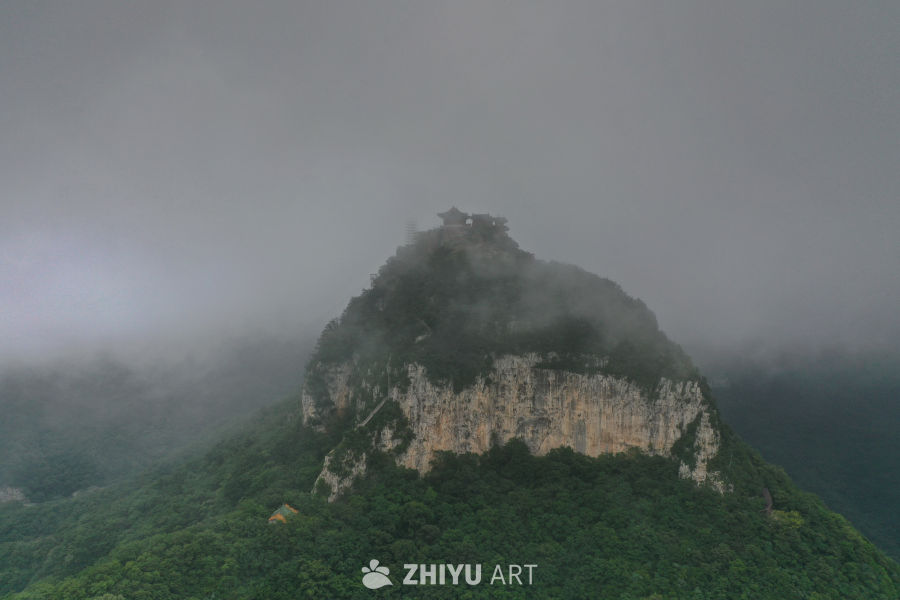 云中寺庙