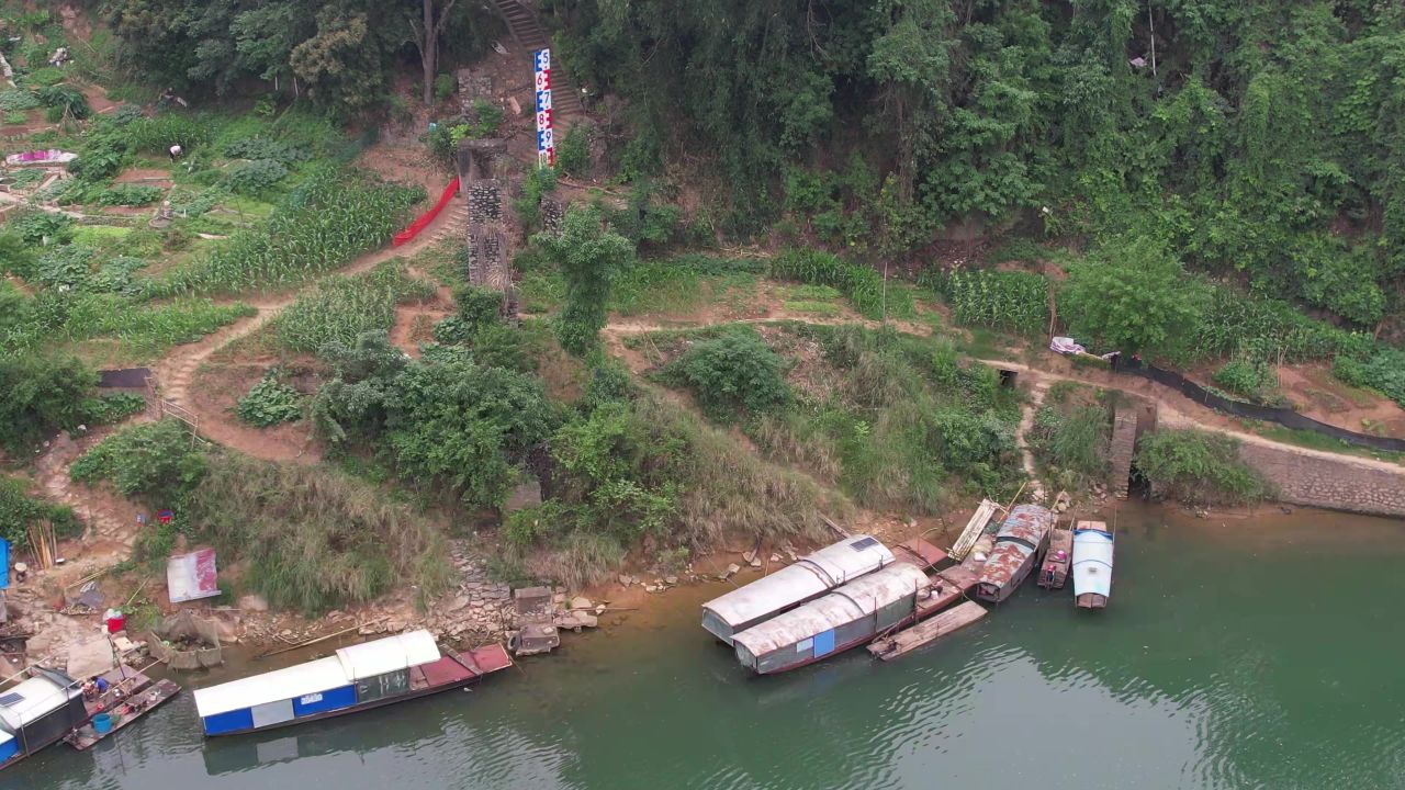 江边渔船风景自然风光航拍