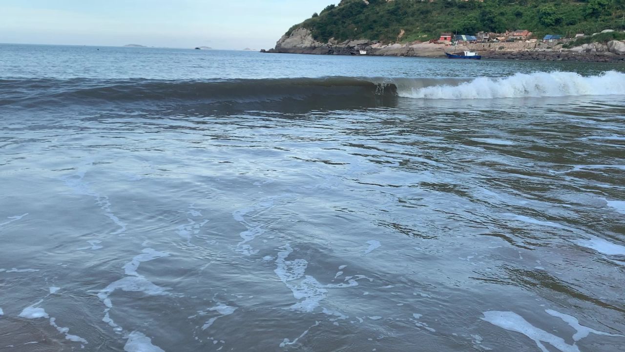海浪拍打由前到后