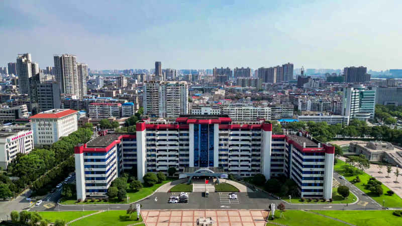湖北鄂州城市风光航拍摄影图