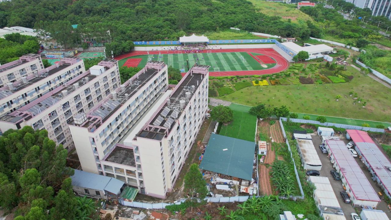 航拍厦门兴才学院合 3