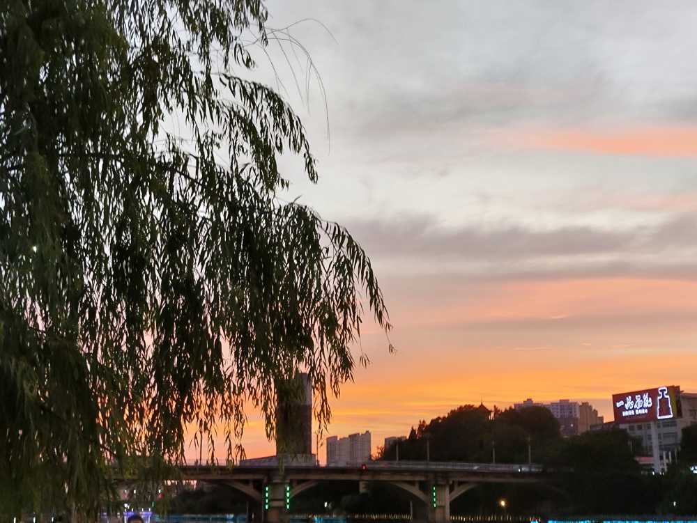 黄昏