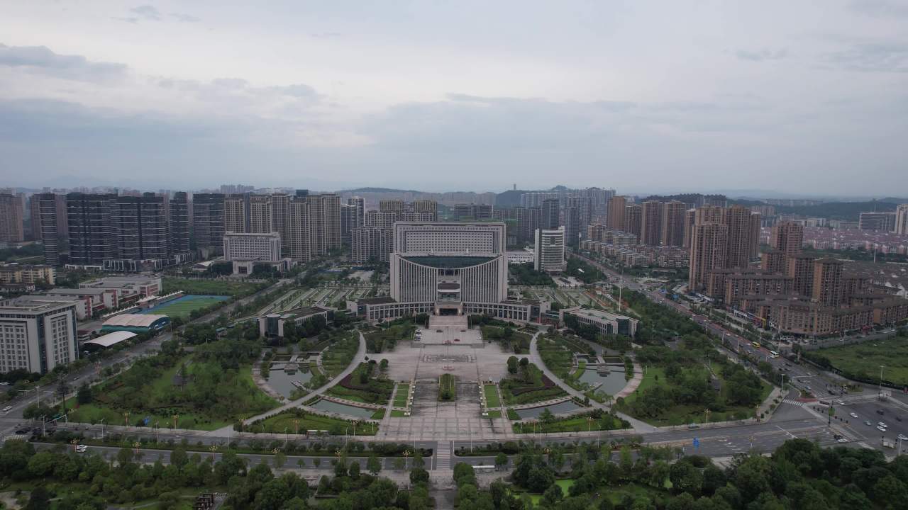 城市绿洲与现代建筑