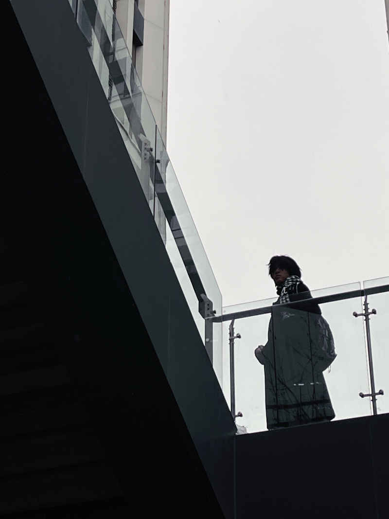清冷写真男