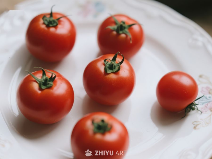 盘中新鲜红色番茄 91