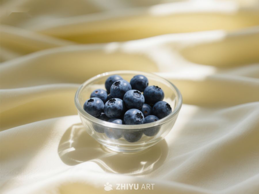 玻璃碗中的新鲜蓝莓 15