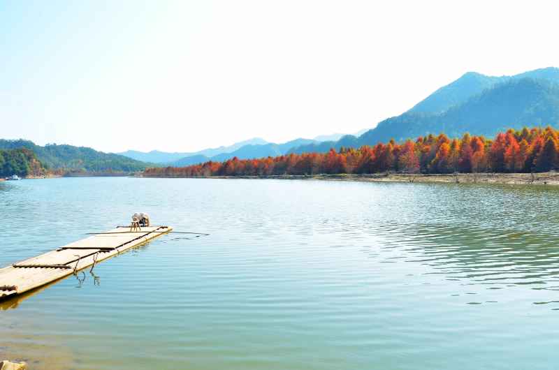 皖南川藏线 澄澈湖水 14