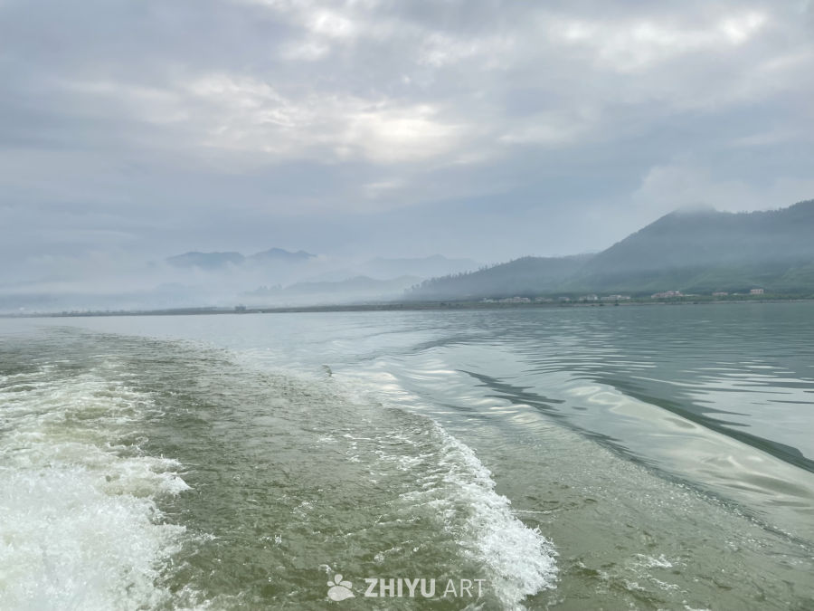 早晨的鸭绿江