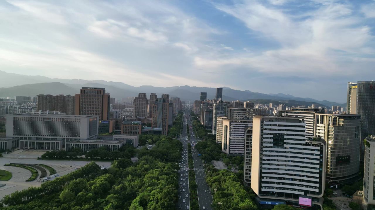 航拍福建龙岩龙岩大道