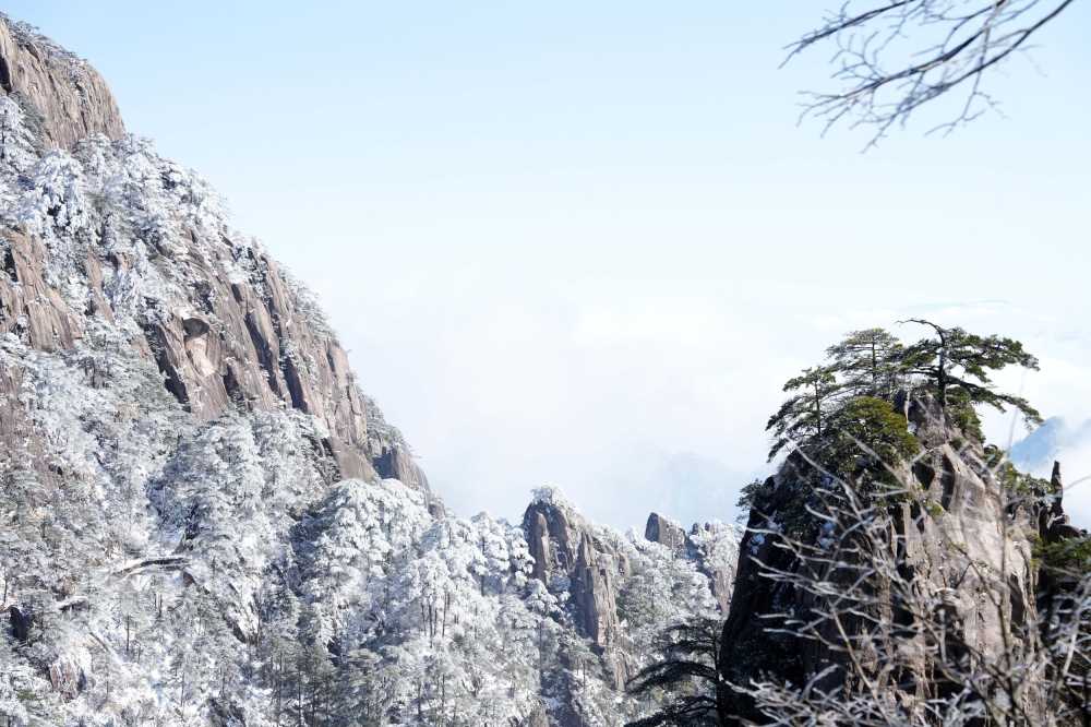 雪落黄山，雾凇云海——山篇