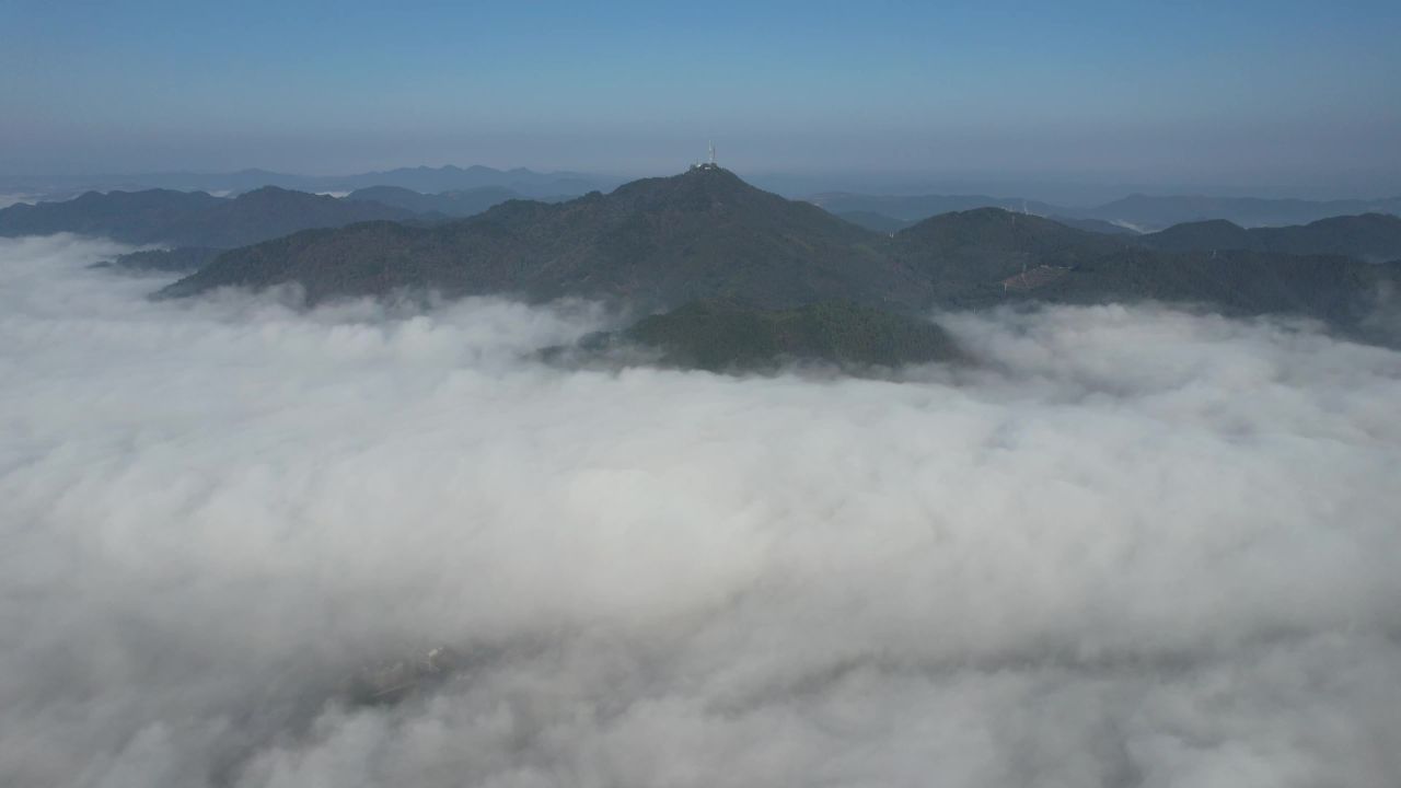 祖国壮丽河山清晨云海云雾缭绕航拍 