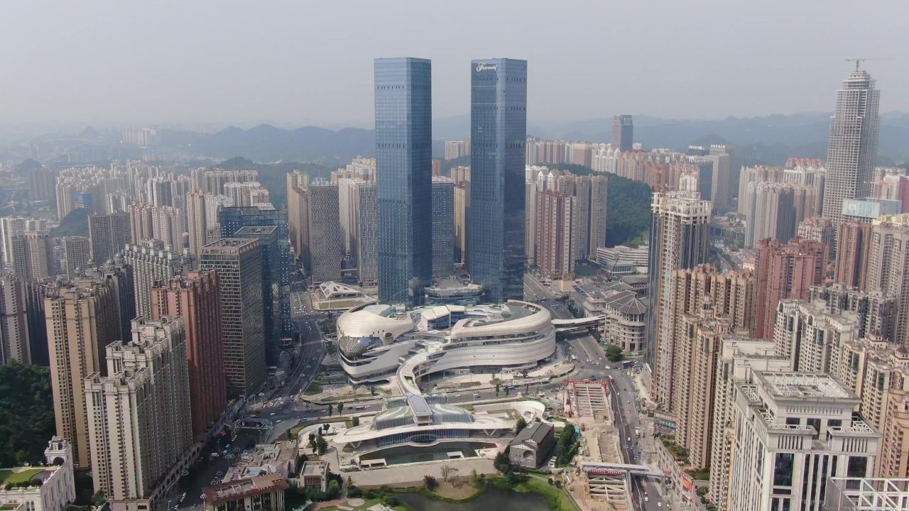 贵阳花果园双子塔地标建筑航拍 