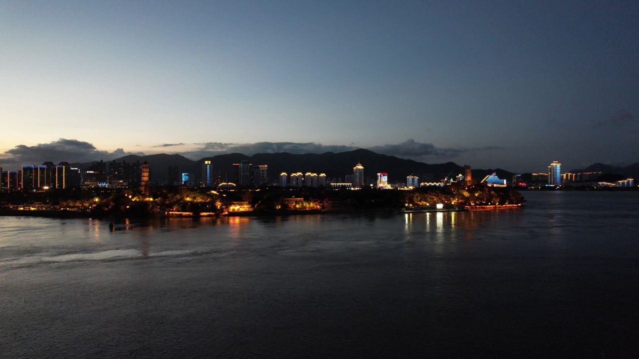 浙江温州城市夜幕降临夜景灯光航拍 