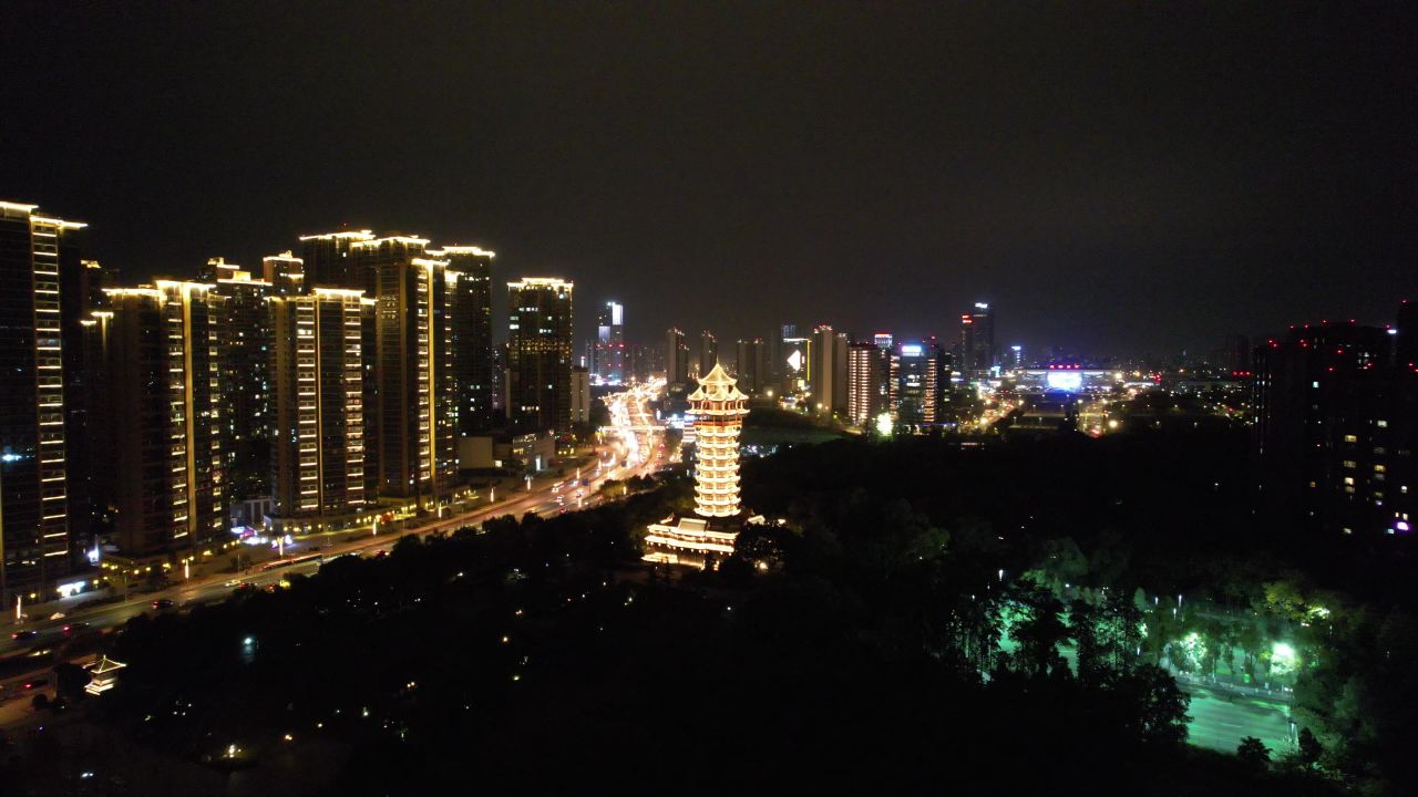 成都塔子山公园九天楼夜景灯光