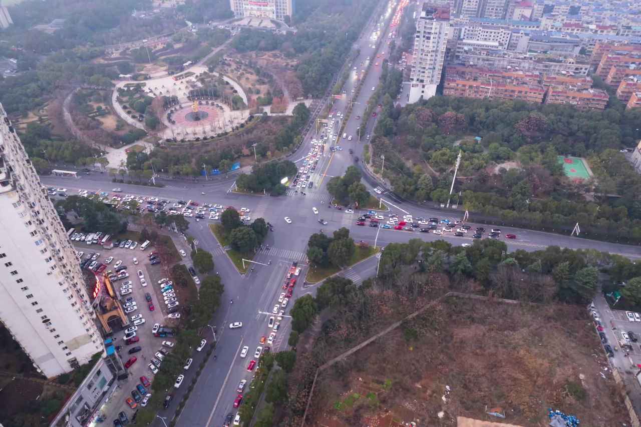 城市十字路口航拍延时